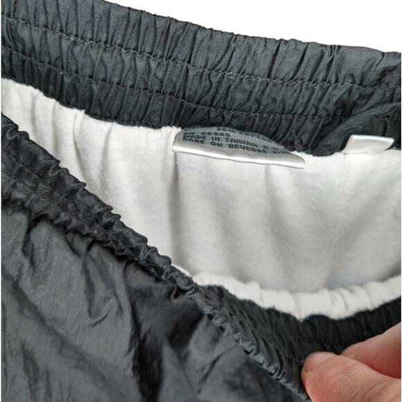 Vintage Black Parachute Pants size Small WindBreaker High Waisted Cheetah Print - Picture 5 of 7